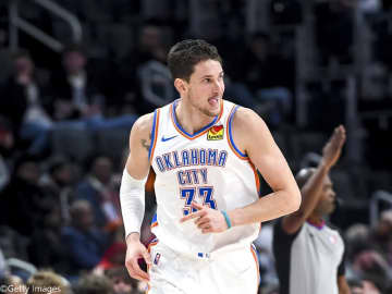 NBAで11シーズンをプレーしたマイク・マスカーラがサンズのAC就任へ