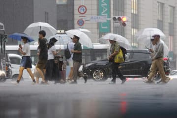 熊本に大雨特別警報　九州など各地で線状降水帯