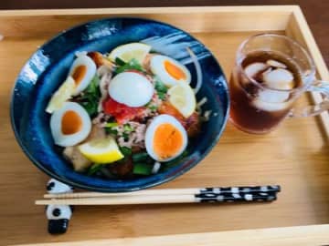 2種類のお肉を使った究極のまぜそば