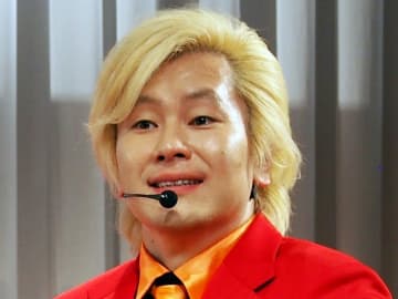 カズレーザー、二階堂ふみとの結婚生報告「マスコミが休みになるので今が一番いいタイミング」