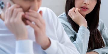 「初婚年齢が低い人」ほど浮気しやすい？　統計から読み解く“不倫予備軍”の共通点