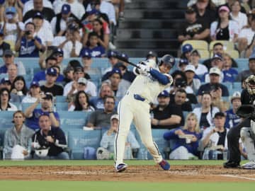 「いい野球ではない」「絶対にやってはいけない」ミス連発の大谷翔平、監督から“2つの苦言”