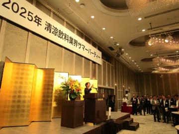 暑い夏大歓迎の飲料業界　だが異常な暑さは“過ぎたるはなお及ばざるがごとし”　期待と熱中症対策　業界で入り混じる声