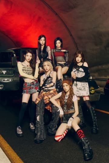 Kep1er、7thミニアルバム「BUBBLE GUM」コンセプトフォト第3弾を公開