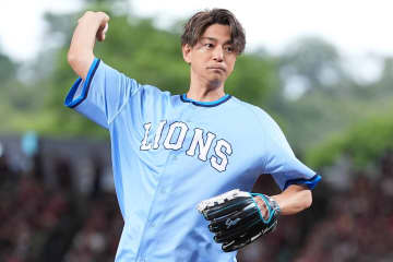 「やっぱすごいよ！」人気俳優が人生初の始球式で魅せた“ノーバウンド投球”に反響止まず「さすがの運動神経」「なんでもできるんだな」【西武】