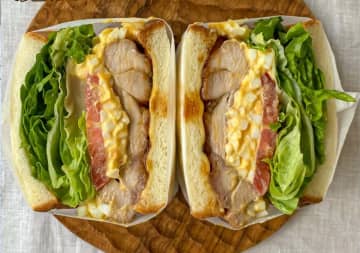 肉やハム入りでボリューム満点！「サンドイッチ」の作り方