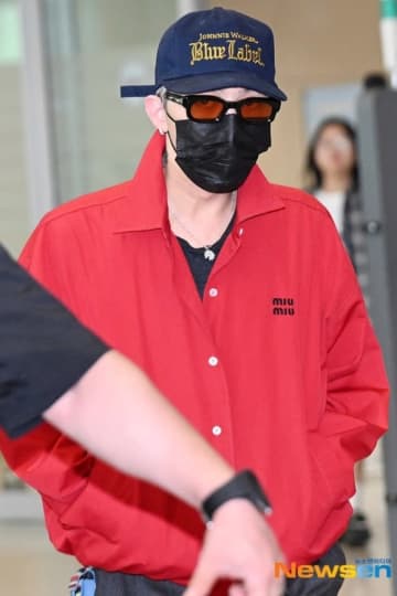 【PHOTO】G-DRAGON、ワールドツアーのため香港へ出国（動画あり）