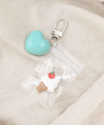 【3COINS】夏にぴったり！「アイスチャーム」