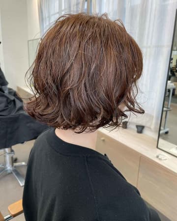 汗で髪グチャグチャ→ 解決！【40・50代】は「こなれパーマ」で楽ちん！