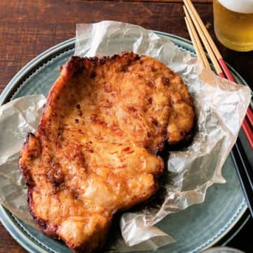 夏にぴったり！【笠原将弘さん】1枚80円の鶏むねで作る「台湾から揚げ」の作り方。かじって美味しい、ピリ辛ジューシーな逸品です！
