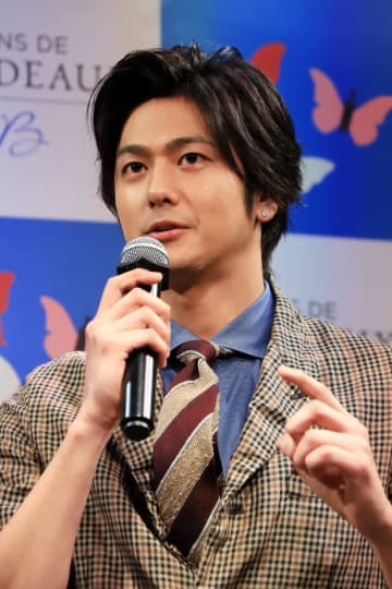 速水もこみち、妻との2ショットに「2人とも変わらない」「結婚した時、震えました」と反響