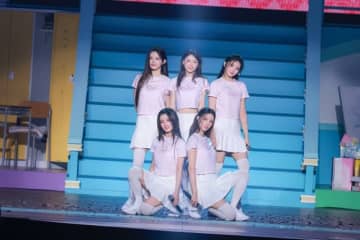 ILLIT、初の日本コンサートが全席完売！5人5色のJ-POPカバーも「忘れられない思い出に」