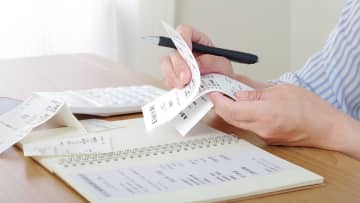 家計の悩み1位は「貯金できない」！物価高対策トップは意外にもポイ活【楽天家計簿調査】