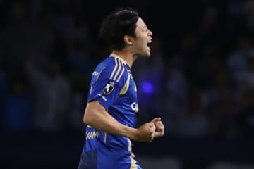 「全てが自分の思い通りだった」小野伸二が町田の中山雄太が決めたゴラッソを激賞！「素晴らし過ぎるゴール」