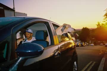 Mom Tudie、Len Blake迎えた新曲「Backseat」リリース　今秋リリースのアルバムより先行配信