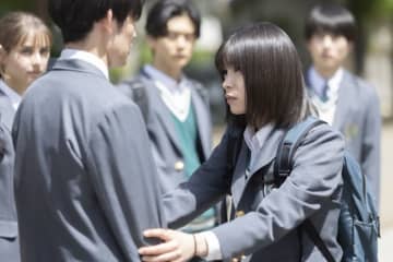 『ちはやふる－めぐり－』第6話　“奏”上白石萌音の進退をめぐって梅園かるた部メンバーの意見が衝突