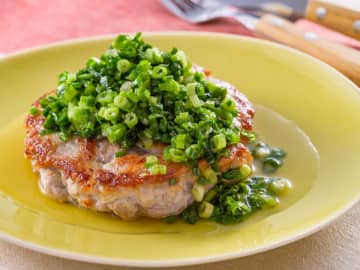 いつもの豚こまがステーキに？SNSで話題の「豚肉」レシピ