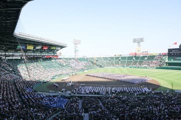 甲子園のNHK中継で“乱入”　 大会屈指の好カードで謎の声…ネット騒然「気になる」