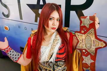 赤の王者・舞華、スターダム残留宣言「私がこのリングを守る！」