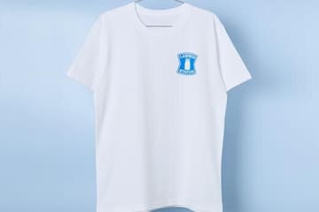 ローソンのオリジナルTシャツ、お馴染みの看板“ミルク缶”＆からあげクンをプリント