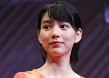 「日本一の美女」「可愛すぎるってまじで！！」　のん32歳、最新ヘア姿に絶賛集まる