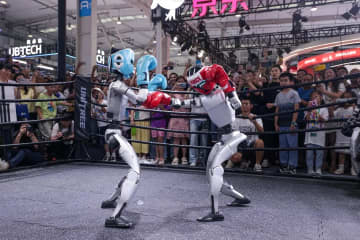 様々な作業や格闘まで！応用がますます進むロボットの各種能力―中国メディア