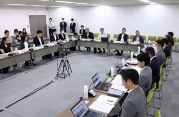 生活保護減額、補償検討　専門委、初会合は言及なし