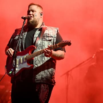 ラグ・アンド・ボーン・マン、「治療」のためとして公演を直前でキャンセル