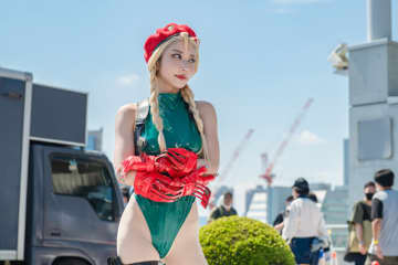 【コスプレ】本物すぎるキャミィに、『ゼンゼロ』“鮫メイド”エレンまで！昨年のコミケ美女レイヤーをプレイバック【写真52枚】