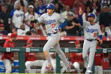 大谷43号で生まれた「映画のような」瞬間　球審はすぐ球を…米ファンが虜になった「なんという光景」