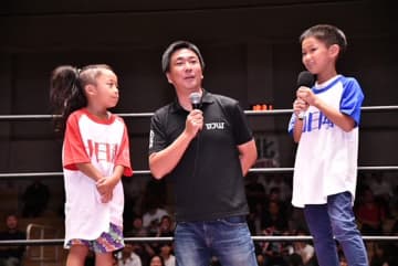 【大日本】後楽園で小学生に職業体験！ 未来のリングアナ、セコンドが誕生か!?
