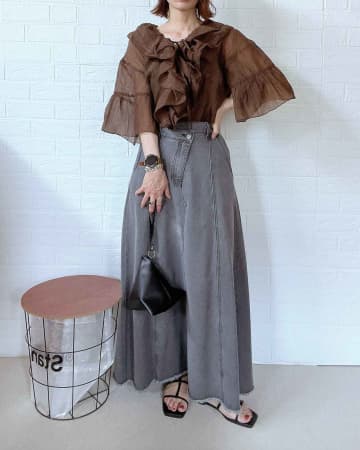 白より黒より“ブラウン”！【しまむら】週7で着たい♡「ヘビロテトップス」