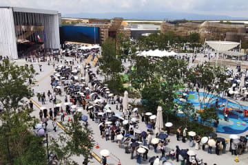 万博１３日の一般入場者数は１６万８千人、夜は大阪メトロ中央線ストップで会場を急遽開放