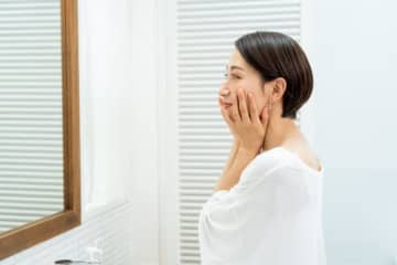 たるみをストップ！いつまでも若々しい肌を保つおすすめ美顔ケア3つ