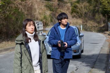 菅野美穂＆赤楚衛二　インタビュー中に正体不明の音が鳴り響く　「近畿地方のある場所について」特別映像