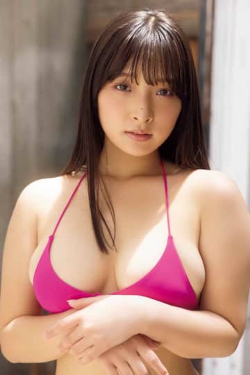 沢美沙樹が初登場！「ヤングアニマルWeb」グラビアで魅せた美しさ