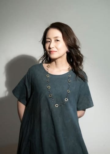 西山瞳、ニュー・アルバム『Songs』リリース 初期の人気曲をピアノ・ソロで収録した珠玉のピアノ・コレクション