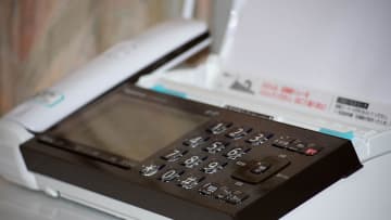自宅にFAXはもう不要？自宅からファックスをなくすと何がどの程度不便になるの？