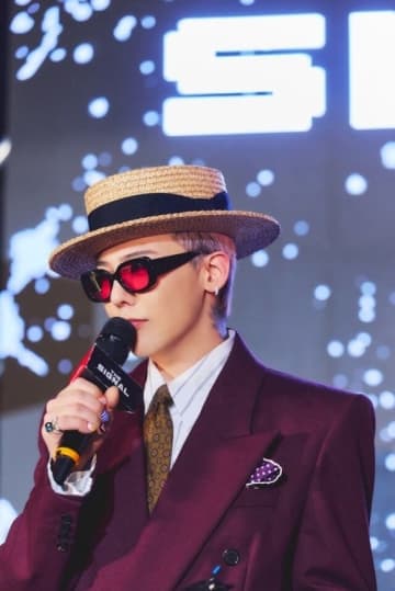 G-DRAGON、誕生日を迎え2,632杯のドリンクを無料提供へ…ファンへの愛情が話題