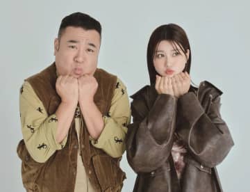 生見愛瑠、アンタッチャブル・山崎弘也とのツーショットを披露　『CanCam』表紙を飾る
