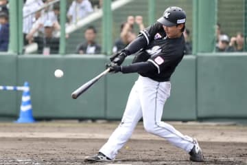 ロッテ・宮崎竜成「打撃でまだアピールできていない」。速いストレートを「1球で弾き返せるようにしっかり準備していきたい」