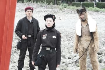 オダギリジョー監督「宿命と希望の光を感じさせる尊い楽曲」映画『THE オリバーな犬』主題歌&場面写真解禁