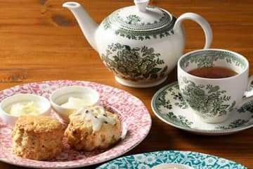 「英国展 日本橋三越本店 2025」五つ星ホテルスコーン＆英国パフェティールーム