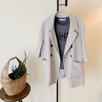 「1枚だと不安」な40・50代へ！【しまむらのジャケット】が涼しげオシャレ！