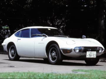 トヨタ 2000GTは、トヨタが世界に存在を示したメモリアルカーだった【スーパーカークロニクル・完全版／019】