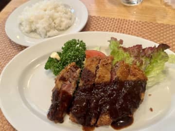【尼崎・武庫之荘】地元の人からもら愛される洋食の名店・グリル小川