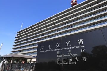 最も混雑する鉄道はどこか　国交省の都市鉄道混雑率調査結果を読む