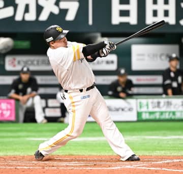 【ソフトバンク】山川穂高　移籍後２シーズンで４本目の満塁弾「何とか４番の仕事を…」