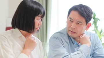 もうお盆も終わるのに…40歳長男の謎行動。〈年金月38万円〉70代夫婦の穏やかな老後を崩壊させる「仰天告白」