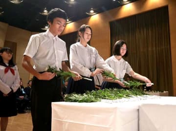 終戦80年　茨城県内各地、平和へ誓い　戦没者追悼式や慰霊祭